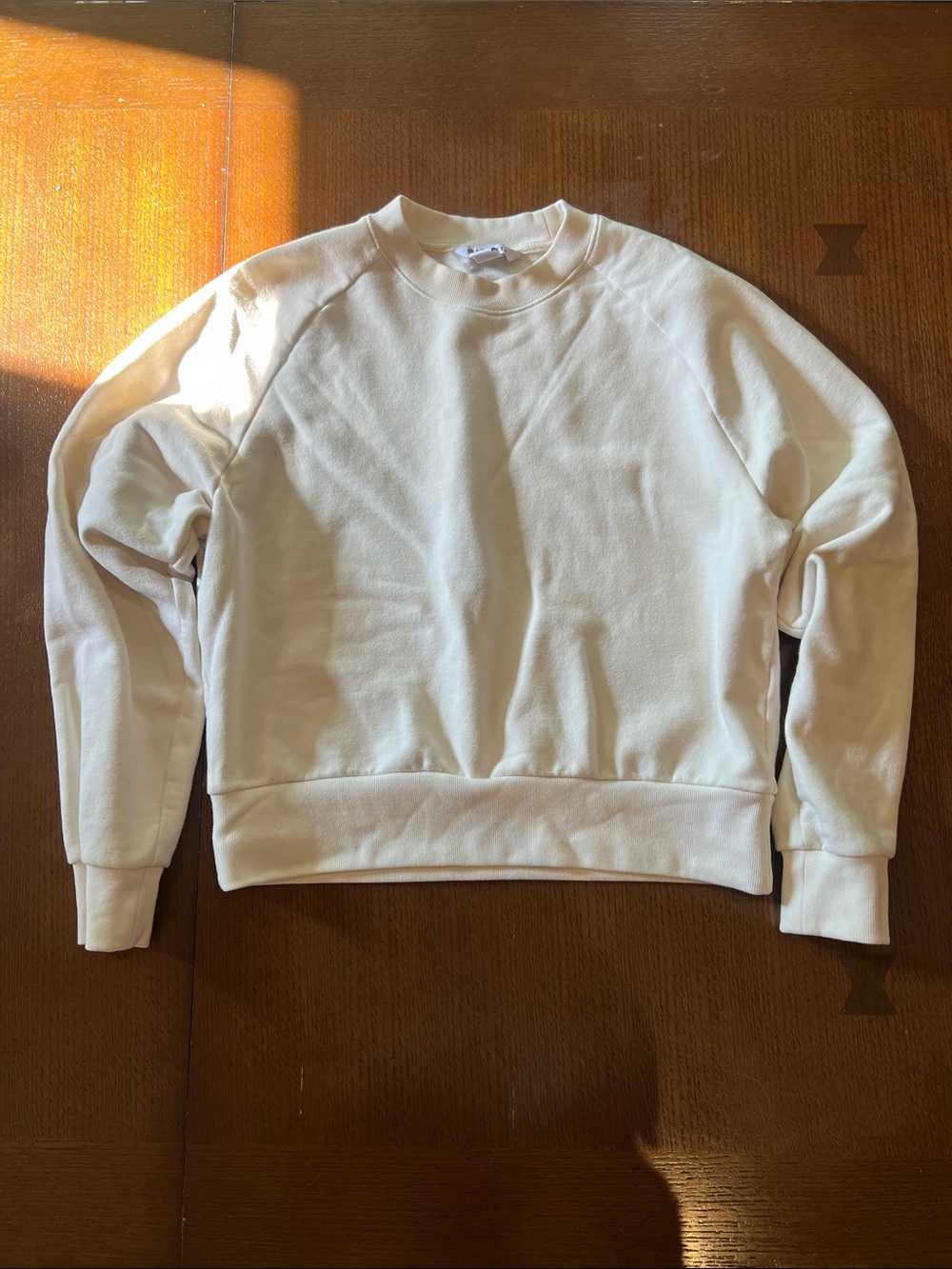 Athleta Cream Crewneck Pullover Sweatshirt